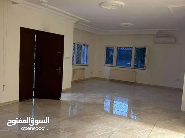 235 m2 3 Bedrooms Apartments for Rent in Amman Mecca Street