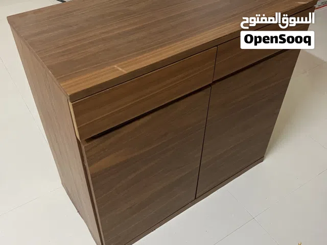 خزائن لغرفة المعيشة