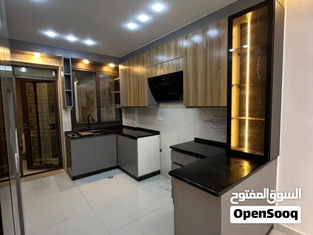 تملك شقة العمر في ابو علندا مع مطبخ راكب بسعر مغري 49 الف من المالك كاش او اقساط