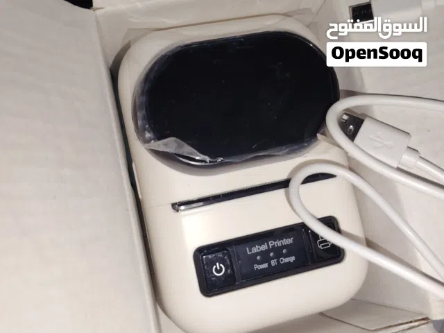 طابعه جديده اصليه غير مستعمله لطباعت الستيكرات نوعيه ممتازه تعمل علئ تطبيق بجهاز مجاني كل انواع