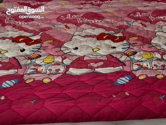 غطاء أطفال مستعمل