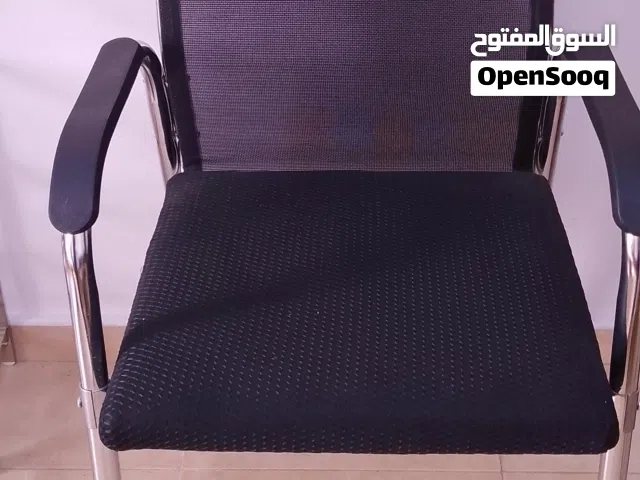 كراسي مريحة قوية عملية أمام المكتب بدون دواليب