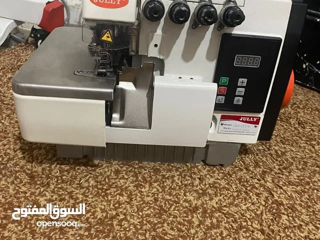 ماكينات خياطة