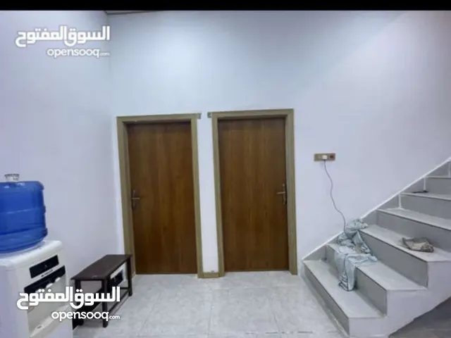 100 m2 2 Bedrooms Townhouse for Sale in Basra Al-Hayyaniyah