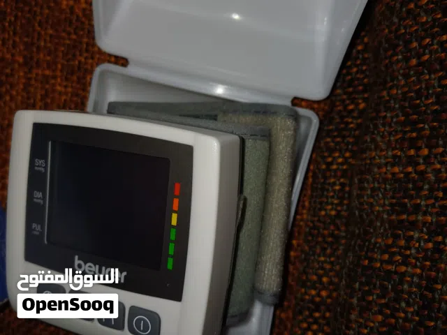 أجهزة عدد 2 نفس النوع  أحيانا إذا كانت البطاريات مش أصلية بغالط