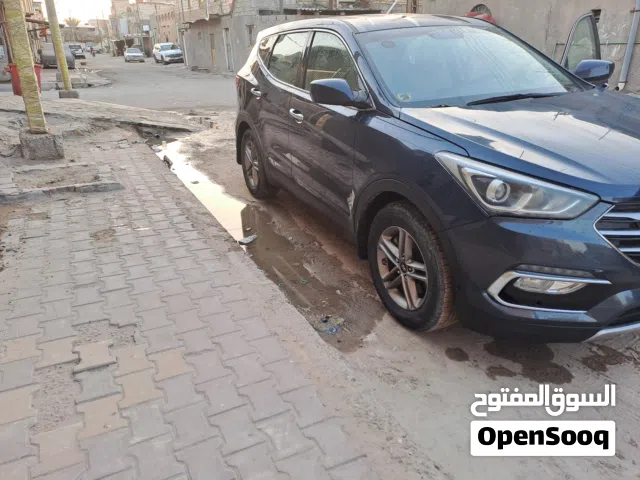 Used Hyundai Santa Fe in Basra