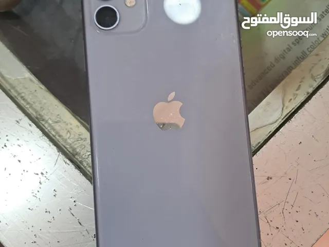 iPhone 11 بطارية 77 بتجنن تقعد يوم تقريبا مطلوب فيه 135 في شعر بلشاشه