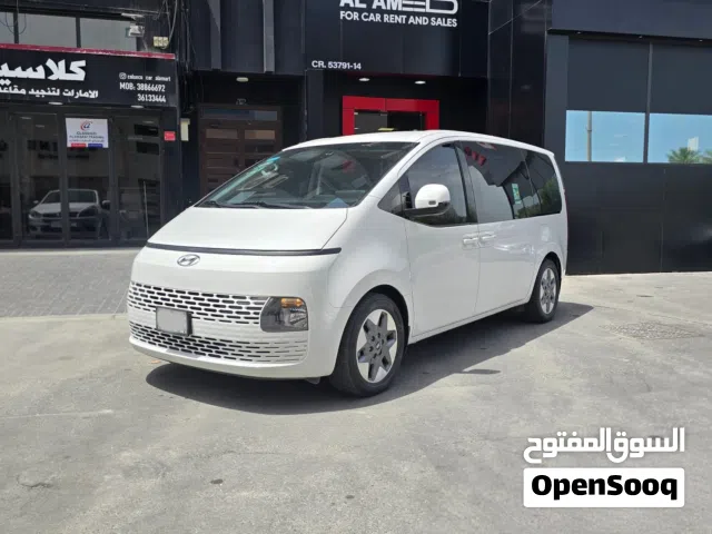 2024 هيونداي ستاريا