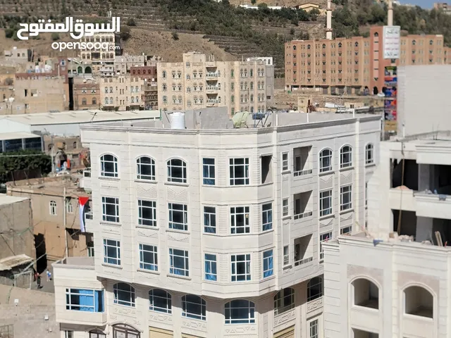 Landlord Building for Sale in Sana'a Hayel St.