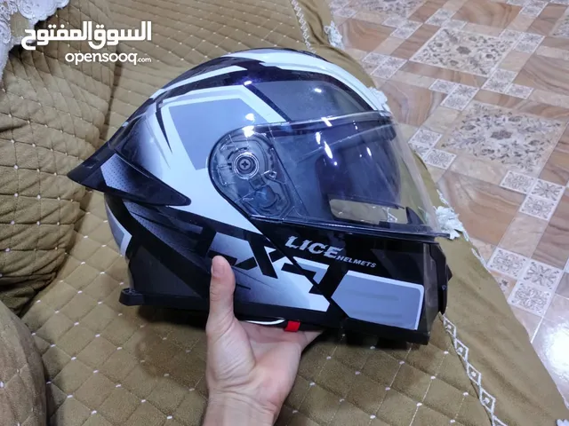 السلام وعليكم خوذه للبيع نضيفه نضافتها100/90