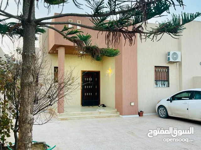 158 m2 4 Bedrooms Villa for Sale in Tripoli Al-Sabaa