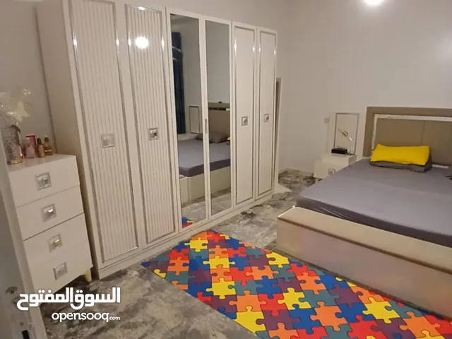 شقة للبيع عين زارة السدرة