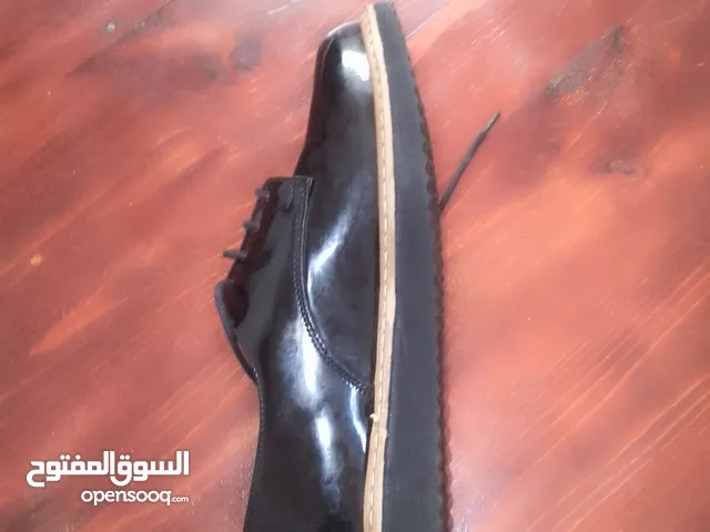 اناقه تبدا من قدميك