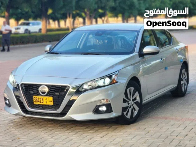 2021 نيسان التيما S