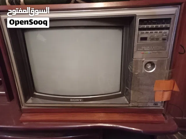 تلفزيون  sony  قديم في حالة ممتازة