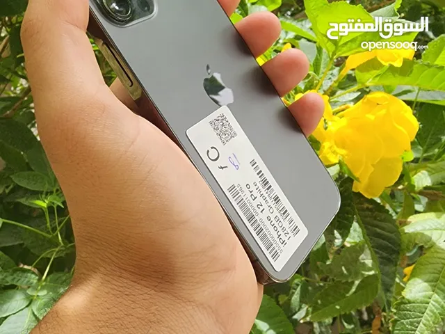 iPhone 12pro 128 عيب لا مش مفتوح
