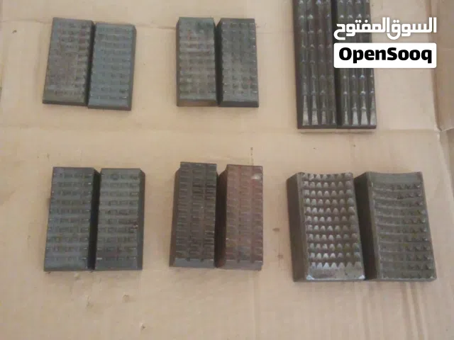 Rotary Drill Pipe Slip Dies Inserts ( VARCO )  حفار كهرباء عمق حفر 20 متر 380 فولت