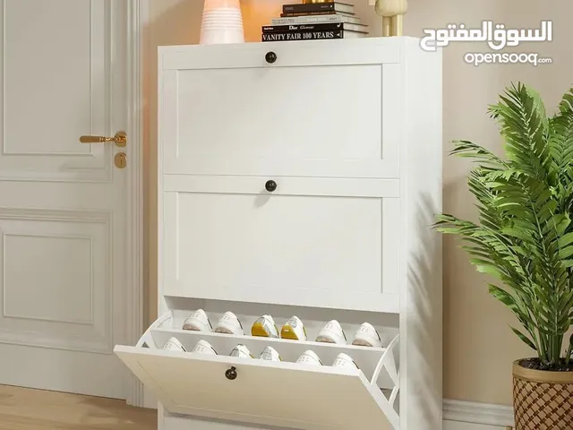 خزانة أحذية قلابة عصرية وموفرة للمساحة! تحتوي على 3 طبقات، وكل طبقة تضم 2 حجرات قابلة للتعديل