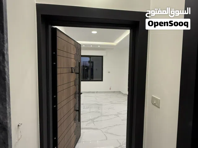 130 m2 3 Bedrooms Apartments for Sale in Amman Marj El Hamam