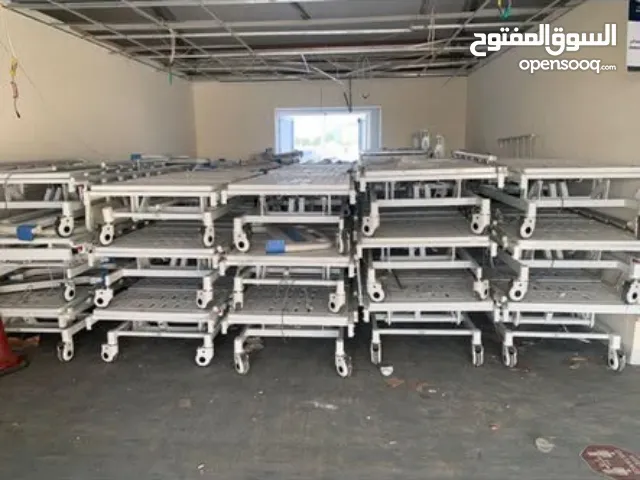 للبيع سراير  طبية عدد 70 سرير