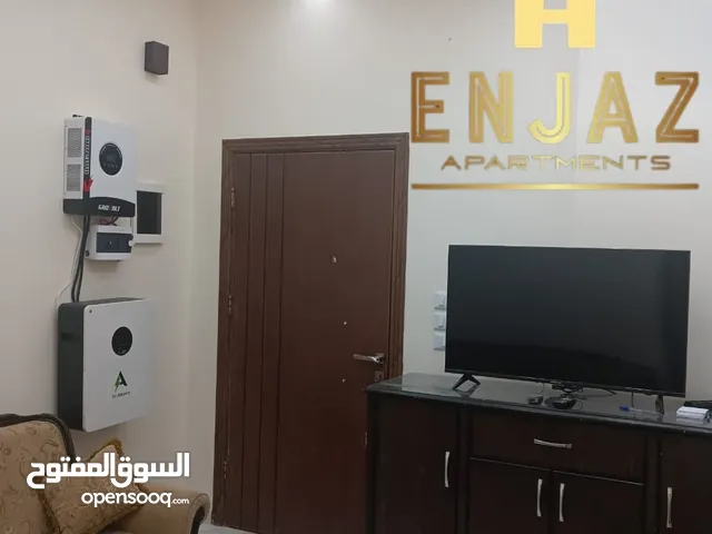 شقه مكسيه كسوه جيده جدا للبيع في جديده الشيباني غرفتين+صاله+حمام+مطبخ المساحه مع المرافق: 70متر مربع