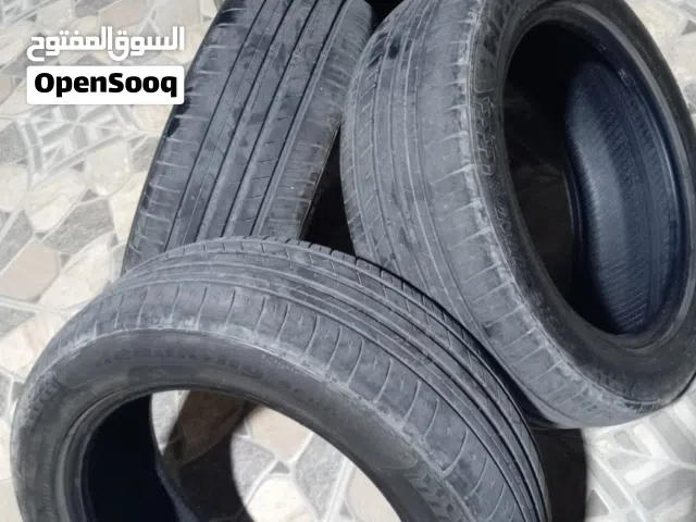 للبيع اربع تواير مقاس (17)215/55