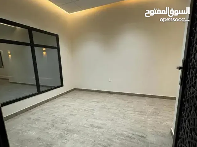 300 m2 More than 6 bedrooms Apartments for Rent in Tabuk Al Olayya