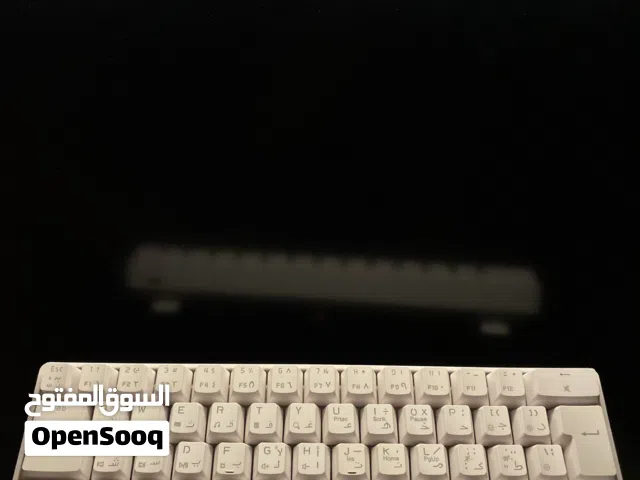 كيبورد مع اضاءه