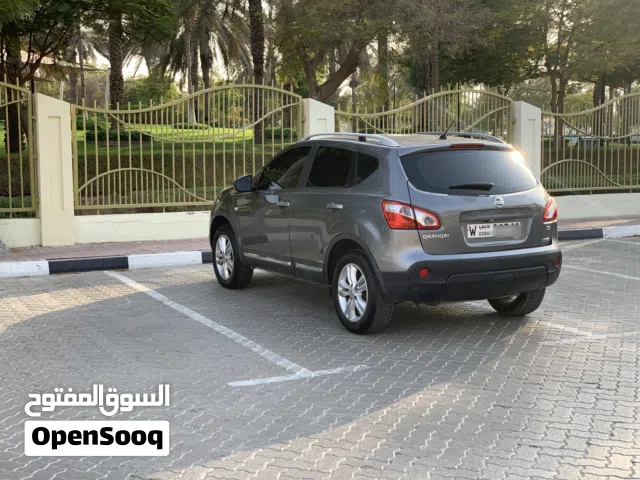 NISSAN QASHQAI SE 2014 , 184000 KM