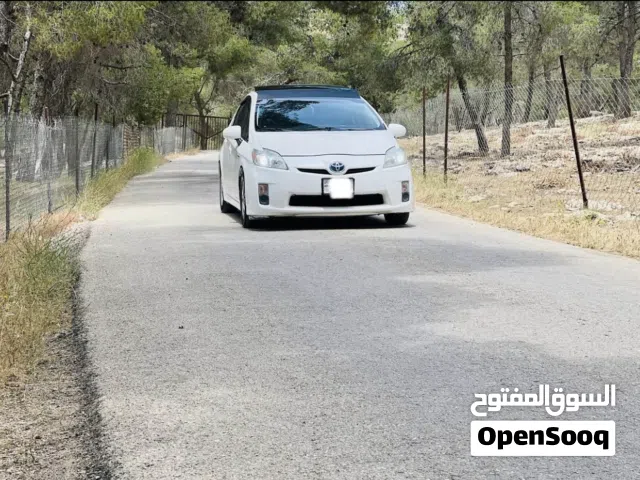 2011 تويوتا بريوس Prius