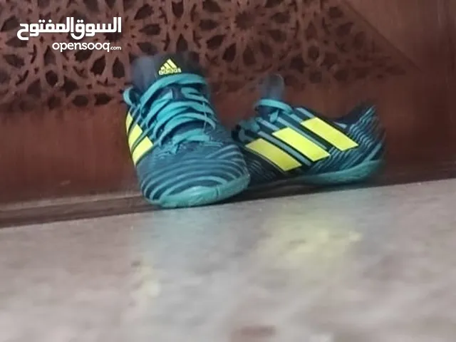 36 Sport Shoes in Ksar El-Kebir