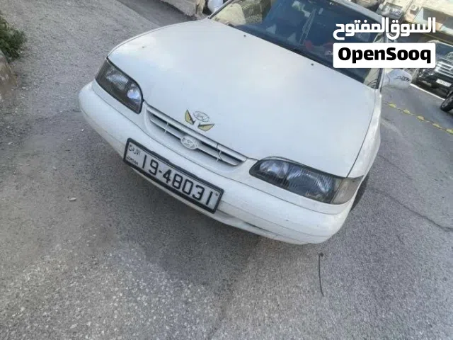 1995 هيونداي سوناتا Standard