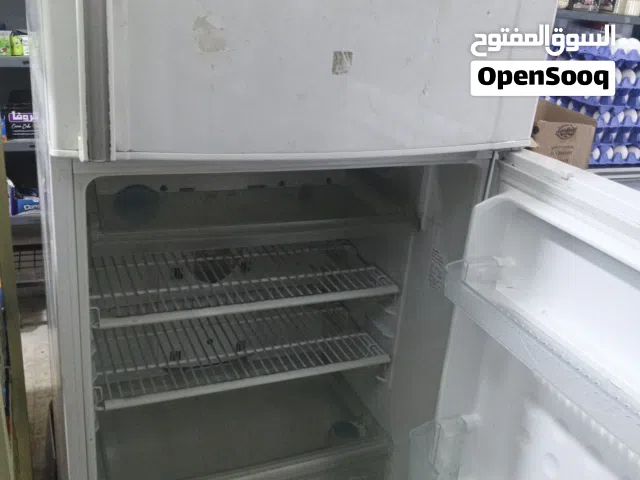 ثلاجتين مستعملات بحاله الوكاله