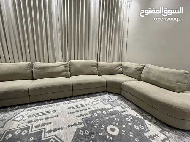 كنب أمريكي من هوم بوكس استعمال جدا خفيف