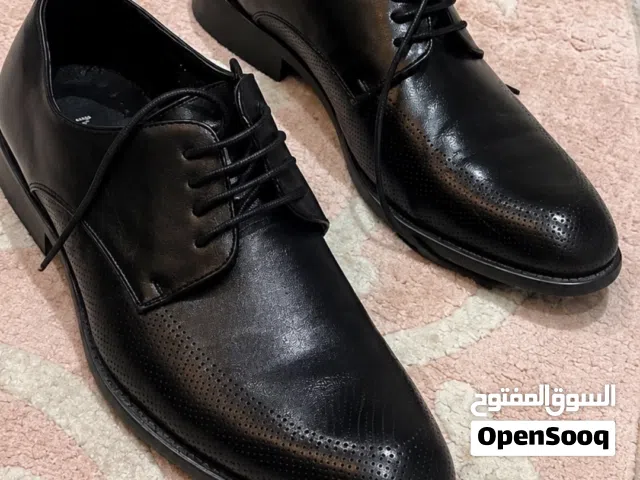 Formal Shoes Size 40 – Excellent Condition