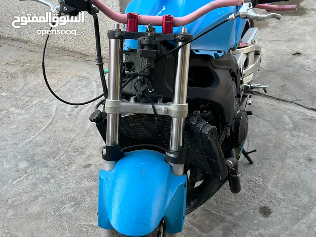 مطلوب دراجه بطح حلوه و مناسبه الي عنده لا يقصر