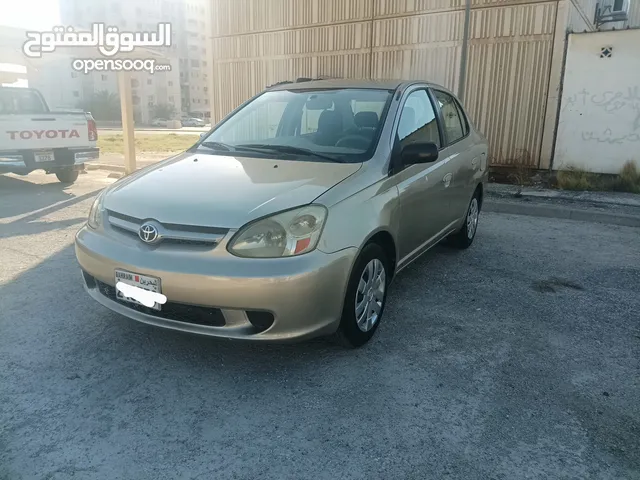 Used Toyota Echo in Central Governorate