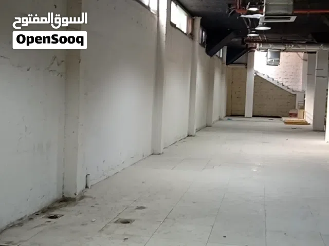 للإيجار محل مكييف يصلح منجرة 130م و65متر سندره في الري