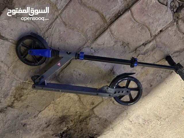 سكوتر قابل للطي – خفيف وسهل الاستخدام