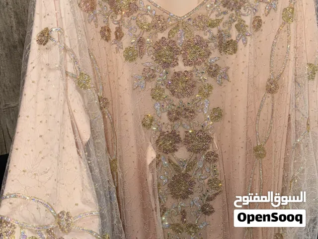 ثوب للبيع من Orion boutiqe