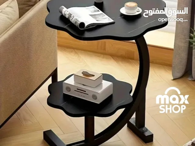 طاولة جانبية بتصميم زهري راقٍ – لمسة فخامة لكل زاوية!
