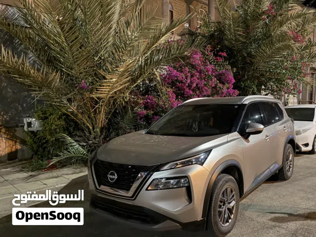 Nissan X-Trail 2024 4WD Touch Screen Rear Camera + Parking Sensors 40,000 KM