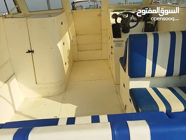 قوارب للايجار