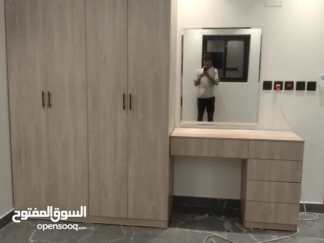 ابواب وشبابيك خشب اللمنيوم