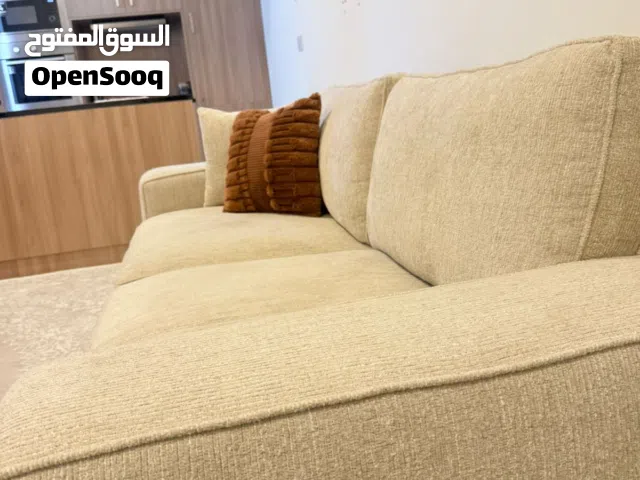 100 m2 2 Bedrooms Apartments for Rent in Muscat Al Khoud