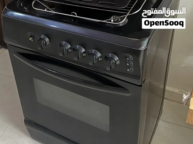 غاز منزلي استعمال انظيف شغال اربعه روس و كوشة  للبيع لي اعلى سعر