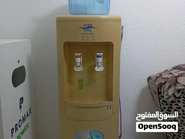 كولر مياه للبيع بحالة الوكالة من أنواع كولرات فاميلي صناعة كورية مع قارورة فلتر