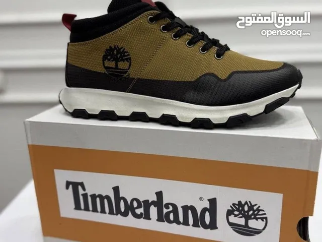 44 Sport Shoes in Ramallah and Al-Bireh