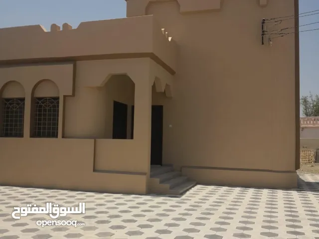 220m2 4 Bedrooms Townhouse for Sale in Al Batinah Barka