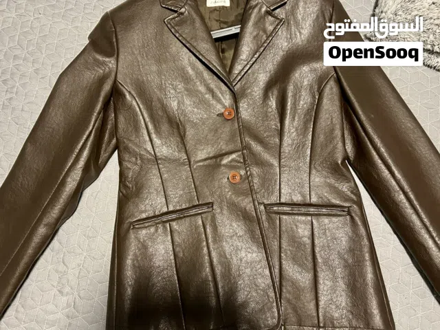 جاكيت جلد طبيعي نسائي